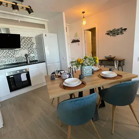 Front Line Paseo Maritimo 33 Perla 6 Malaga Spain *