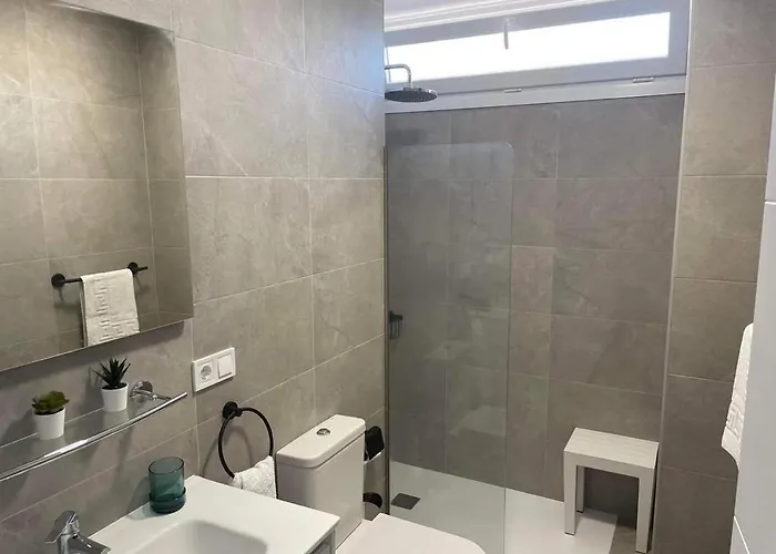 Front Line Paseo Maritimo 33 Perla 6 Malaga Spain דירה *