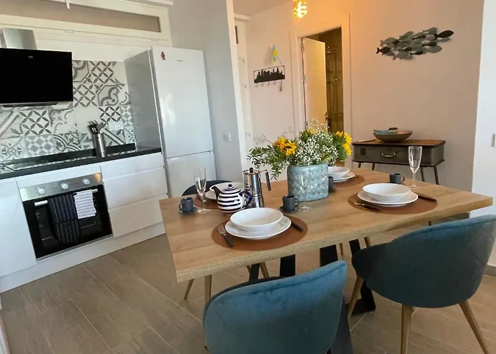 Front Line Paseo Maritimo 33 Perla 6 Malaga Spain *